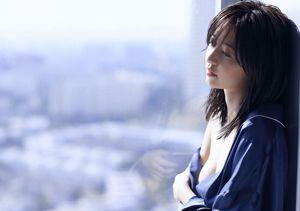 Rina Aizawa << Adeus inocência.