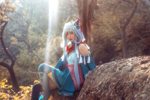 [Cosplay foto] Anime blogger Xianyin sic - Luo Tianyi oude mythe