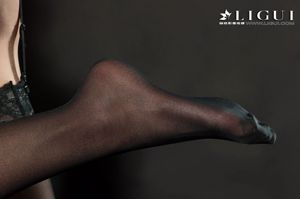 Modello di gamba Xiao Xiao "Black Silk Queen Training" [丽 柜 Liguil] Bellezza di Internet