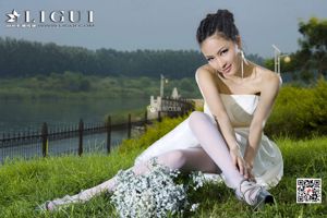 Model Cher "White Silk + Tube Top Dress" [丽 柜 Ligui]