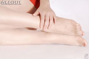 Modello Wen Jing "Sfondo di lusso, temperamento nobile" [丽 柜 LiGui] Foto di belle gambe e piedi di giada