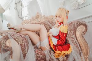 [Beauty Coser] Wenmei "Cô hầu gái của Nero"
