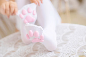 [Cosplay Photo] Lolita God Rakusaka Mafuyu no おかえり - pies de gato de seda blanca