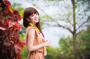 Tajwańska modelka Lin Gangyi Didy „Małe świeże 3 sukienki” Photo Collection