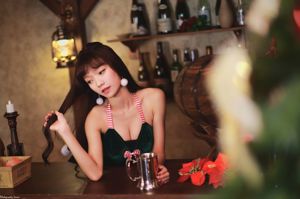[Taiwan Red Beauty] Kitty 2017 Christmas Girl Christmas Pub