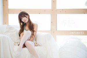 Koreanka Xu Yunmei „The Best White Silk Angel”