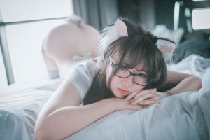 [DJAWA] Aya - Tamed Wolfgirl Photo Set